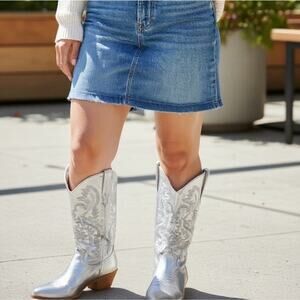 Silver Embroidered Western Heeled Boots - Women's